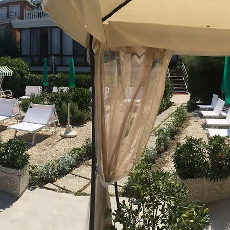 Due Palme 3*